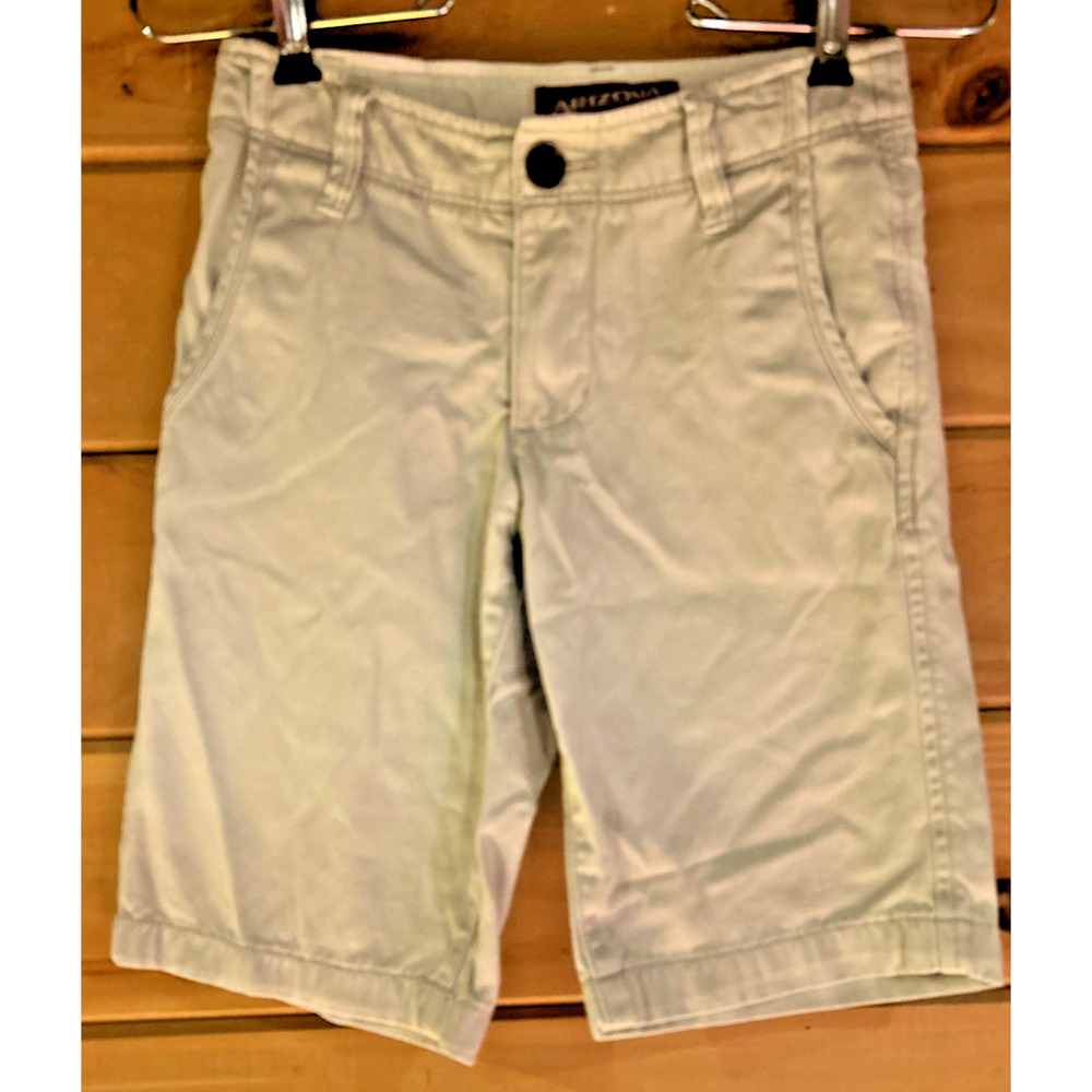 Arizona jeans company boys size 7 regular khaki Shorts